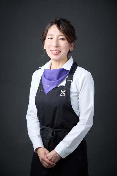 講師の西川満希子先生のプロフィール写真です。
