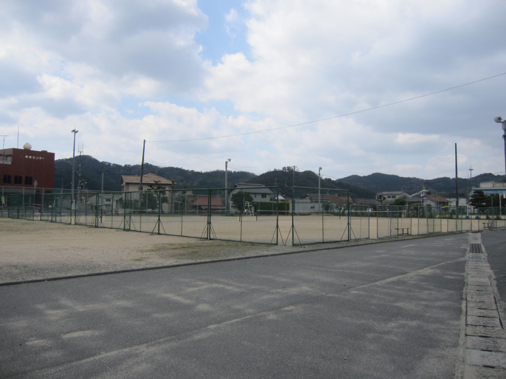 美祢市大田テニス場