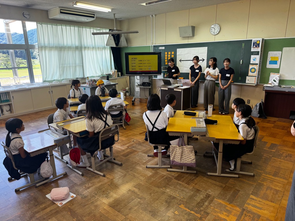 豊田前小学校でのワークショップ